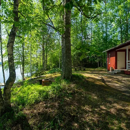 샬레 Paimentupa Rantamoekki Kolinkylä